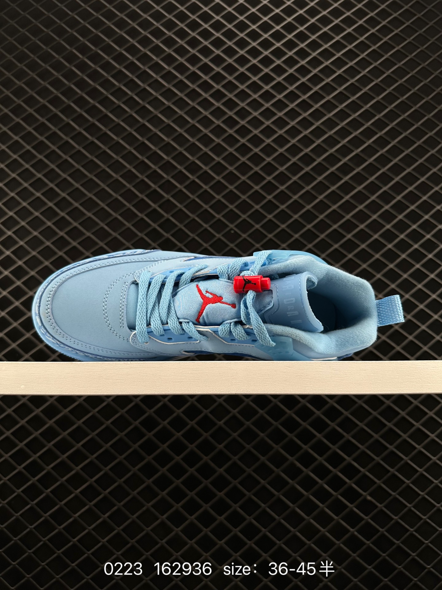 Jordan Spizike Low Sail